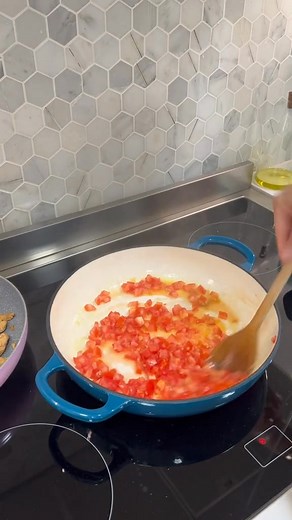 Made these big Pasta Shells for lunch! #eidmubarak #asmr #foodasmr #yummy #satisfyingvideos | Chahrazad's Cuisine