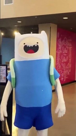 CHARACTER MEET & GREET AT CARTOON NETWORK HOTEL. Link to full video in the description