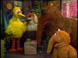 Sesame Street 2524: Imitating Animals (1989)