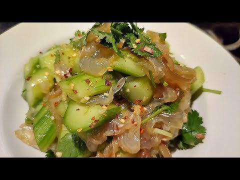 Cucumber Jellyfish Salad 海蛰拌黄瓜