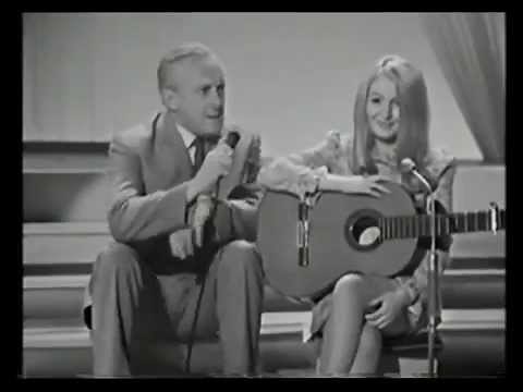 Mary Hopkin ''Turn Turn Turn'' Opportunity Knocks July 1968