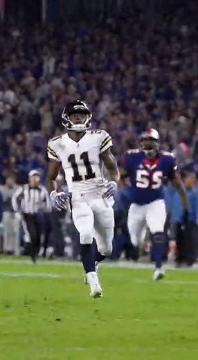  Epic USA Football Moment Captured Perfectly! #USAfootball #FootballLife #EpicMoment #Touchdown #SportsHighlights #CinematicFootage #RealisticVideo #StadiumVibes #GameDayEnergy #FootballFans #SportsReels #ViralSports #NFLstyle #NextLevelRealism | EpicPlay Caller | Facebook