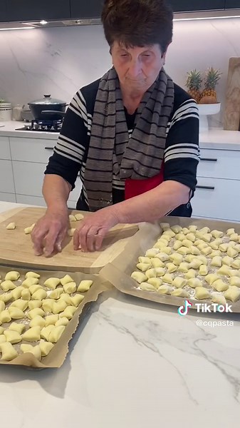 Nonna’s Homemade Gnocchi Recipe 🌟
