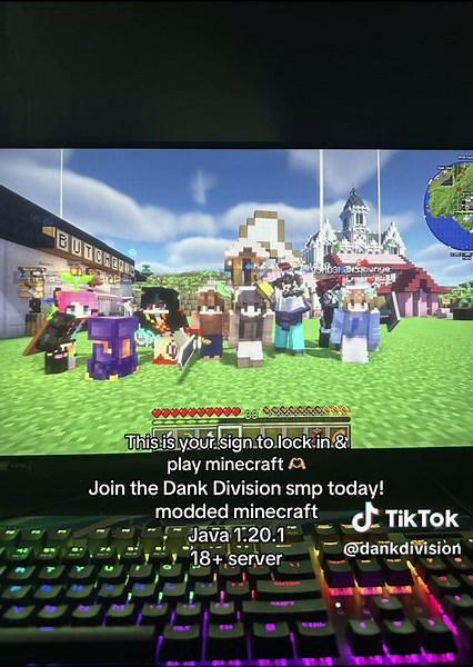 Hey guys! comment down below to join 💞 we’re going to the end soon & we have our upcoming hunger games event!! #minecraft #moddedminecraft #modded #mods #server #minecraftserver #smp #survival #survivalmultiplayer #discord #gaming #fyp #fypシ #viral #hungergames