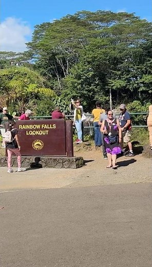 Walking Up to Rainbow Falls in Hawaii | Stunning Waterfall Views on the Big Island Nature Walk