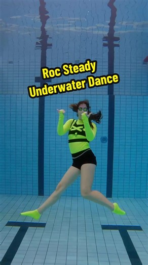 Megan Thee Stallion & Flo Milli - Roc Steady Dance Trend Underwater #underwaterdancer #underwaterdance #dancingunderwater #silviasolymosyova #tanecpodvodou