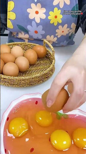 Crack your eggs like a pro! 🥚✨ Meet the Egg Shell Topper! Perfect cuts every time! Get yours today!