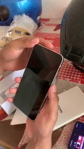 5K views · 20 reactions | Thank you boss! Napa Uggh din ako 藍 DONE DEAL! Brandnew Redmi Turbo 4 Pro COD shipping via LBC.  Available @ JJ's Mobile Phones and Gadget Shop #Turbo4Pro #Redmi #Snapdragon8sGen4 | JJ MobilePhones Mendoza | Facebook