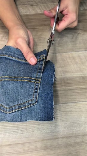 Transform Old Jeans into a Beautiful Gift