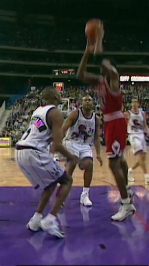 Can watch these tmac highlights all day 🤧
