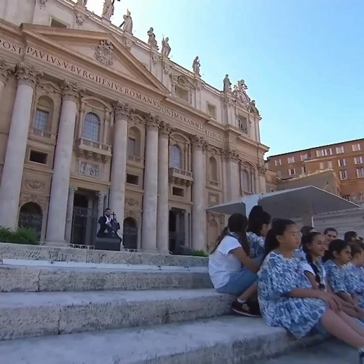 Hauser cello concert in Armenia🎻🌺🎄 #hausercello #hausermusic ❤️🎻👍🌺 | Lan Vu