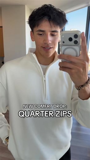 Experience the perfect balance of structure and softness with our new Basic Quarter Zip Mock Neck in signature heavyweight fleece. ✨ | Comfrt