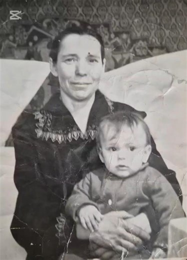 Бабушка Саня моя любимая 15.09.1923- 19.12.2000.