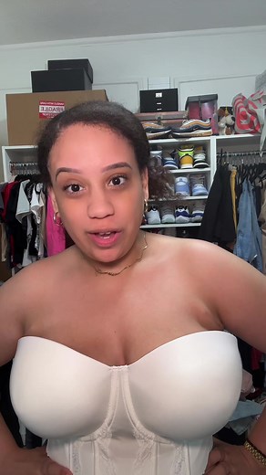 For all the large chest girlies this ones for you #largechestproblems #largechestbras #largechestbustier #bustier #brareview