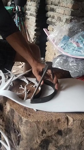 Turning simple foam into playful magic—one press at a time. #DIYToys #FoamCrafting #SatisfyingProcess #MakersGonnaMake #CraftTok #ToyMaking #CreativeHands #BehindTheScenes #SmallCreator #USContent | Laela8 | Facebook