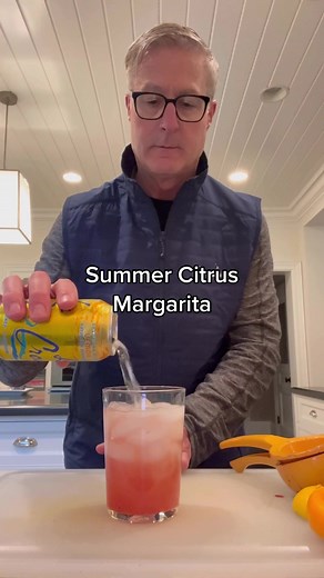 Hi everybody! Happy friday. I’m back with episode two of Scott’s Cocktails. Today I’m making a Summer Citrus Margarita - perfect to cool down on the hot summer days ahead of us. Cheers! #margarita #citrus #cocktail #dad #scottscocktails