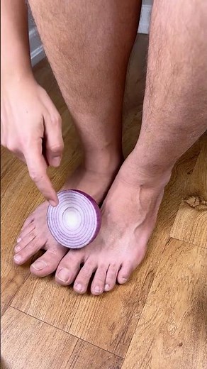 The BEST Natural Remedy For FOOT PAIN Is Onions #homeremedies #lifehacks