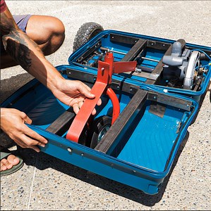 181K views · 363 reactions | Cool suitcase that turns into an electric scooter  | 5-Minute Crafts Family | Facebook