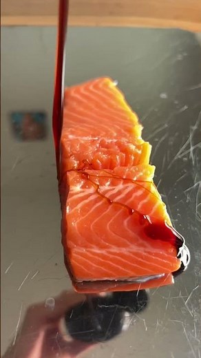 Favorite Easy Salmon and Wine Pairings to Try