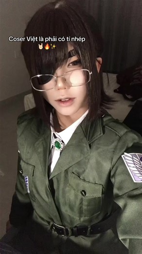 Coser Việt: Chiến Chiến với Attack on Titan