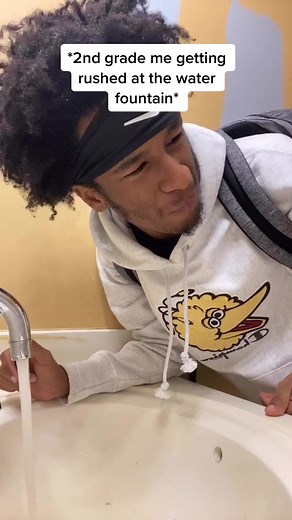 Water Fountain Comedy: Hilarious 2nd Grade Moment