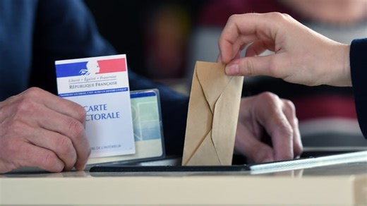 Législatives : la participation s'élève à 59,39% à 17 h, contre 39,42% en 2022