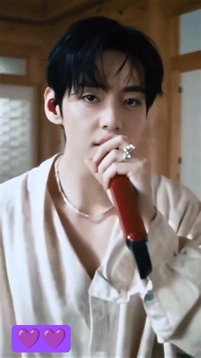 BTS taehyung ft black swan 🦢 bts song #bts #vkookcute #btsarmy #ytshorts #subscribe #blackswan #love