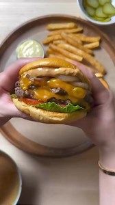 31K views · 485 reactions | Burgers  | Mama's Cooking Recipes | Facebook