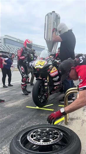 Richie Escalante pulls in for a #PitStop at the Daytona 200 #motorcycle