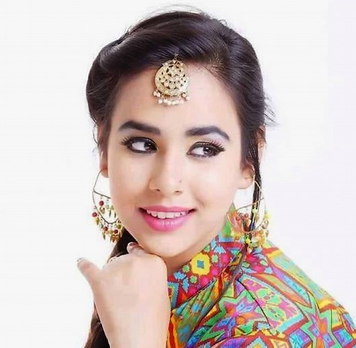 Sunanda Sharma (Singer) Height, Weight, Age, Boyfriend, Biography & More » StarsUnfolded