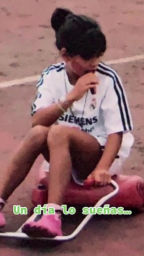 El @Real Madrid C.F. Femenino era necesario, porque el Real Madrid es el club de los sueños, de las historias imposibles vueltas realidad. @Marisabel Rodriguez “Misa” @Athenea del Castillo Caroline Weir, Sandie Toletti, @Linda Caicedo 🫡 @Nahikari Garcia @Carla Camacho y muchas más… Historia que tú hiciste, historia por hacer #r#realmadridr#realmadridfemeninor#realmadridfemh#halamadridr#realmadridh#halamadridynadamasr#realmadridfansr#realmadridfamilyR#RMFansR#RealFootballp#primeraiberdrolac#ciud