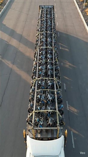 🔥 Perfectly Loaded Long Truck | Top View Bike Transport 🚚