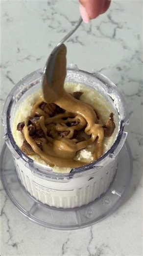 Reese’s Pieces Ice Cream 🍦 | Made Easy with the Cuisinart Freeze Wand