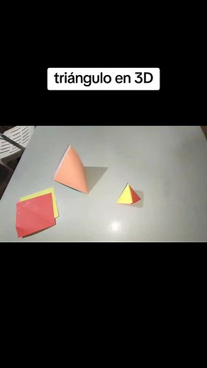 Triángulo en 3D: Tutorial de Origami Paso a Paso