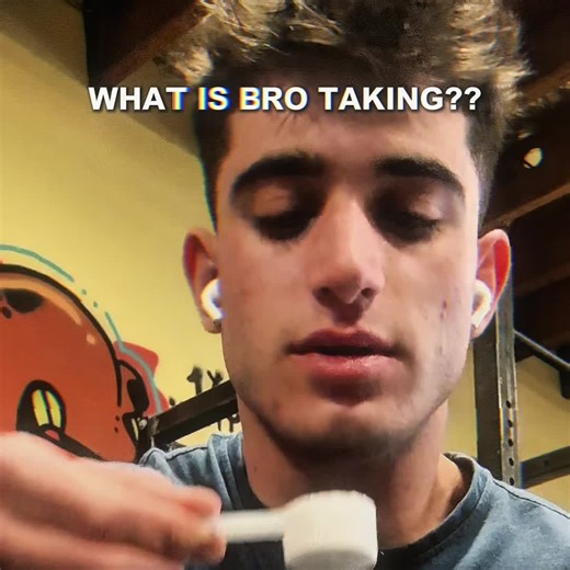 Over 400mg of caffeine in this pre btw❤️ . . . #Archaneon #supps #fyp #gymcore #pre