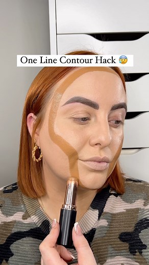 😰One Line Contour Hack 😰 Using @sosucosmetics cream contour stick available on @rocheschemist . Code SHAPE18 will get you 15 % off . Brand ambassador . #onelinecontour #contourhack #hacks #makeuphack | Shapes & Shadows Blog