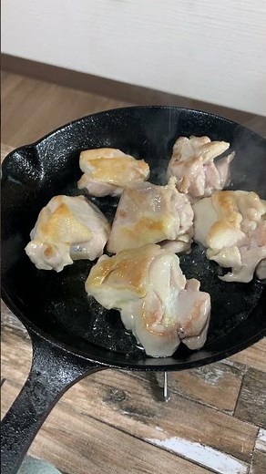 ［スキレット］鶏もも肉とピーマンのトマトソース煮