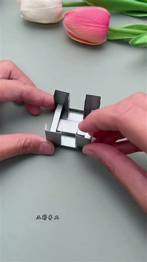 Craft a Fun Cube Handicraft with Staples - DIY Video