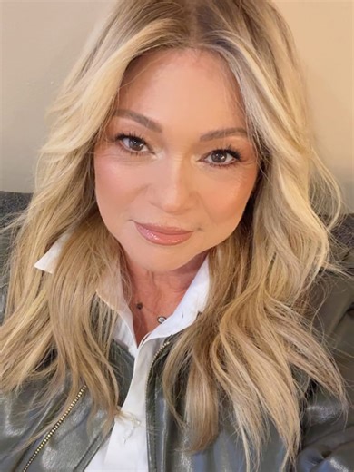 Valerie Bertinelli Debuts Blonde Hair Transformation