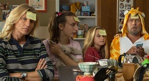 "Uma família de Doidos" de Jean-Patrick Benes usa o mote a troca de identidades