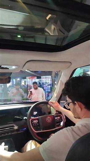 🔥Amazing and Surprisingly Big 🤯cabin space of MG U9 Pick Up! 🛻 Don't miss #truck #reels #sunroof