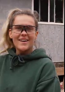 Welcome back to cabin life 💛 This season is going to be a great one, major changes and challenges lay ahead but growth and laughter is guaranteed along the way. Couldn’t do it without all of you! | Vanwives