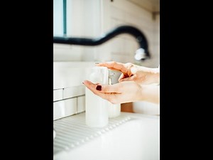 How to Make Homemade Hand Soap (Easy)