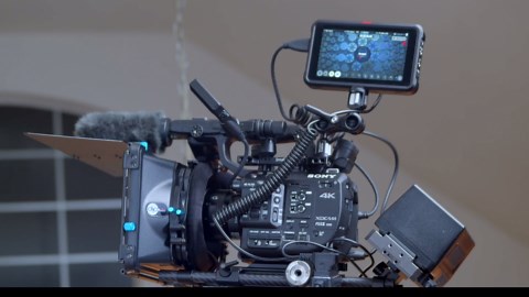 REYTRIC Upgrade 300Wh(20400mAh) V Mount/V-Lock Battery with Upgrade 5A Output D-tap Charger and D-Tap Cable