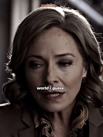 Oliver stops Slade from killing his mother #shorts