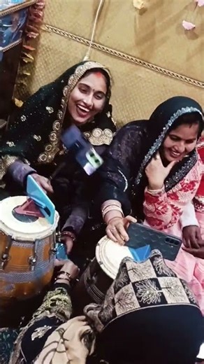 बुढ़वा के संगे भागल भौजईया |#chutkula nach geet #vandana dubey #archana tiwari #viral #shortsvideo