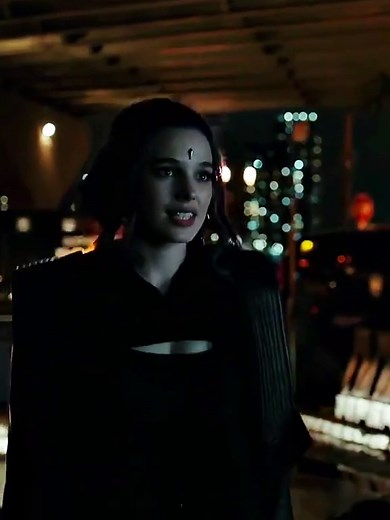 Raven's Priceless Sassy Attitude in Titans