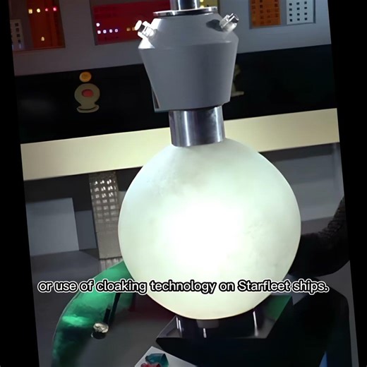 Why Starfleet Doesn't Use Cloaking Devices #startrek