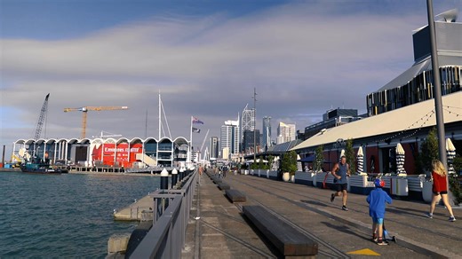 Settle in by the water at Wynyard Pavilion. Fresh food, cold drinks and a relaxed vibe - perfect for catch-ups, family meals or a sunny afternoon session. | Wynyard Pavilion