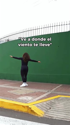 🚨 ¡ENTRENA ESTE VERANO! 😎 Empieza con los 3 MESES x 79.90 mensual y entrena con: ✅ 90 gimnasios esperándote ✅ Tecnología y equipamiento de primer nivel ✅ Zonas de musculación y peso libre ✅ Clases grupales para todos los gustos 👉 Consulta términos y condiciones en: www.smartfit.com.pe/promoenero2026 | Smart Fit Perú